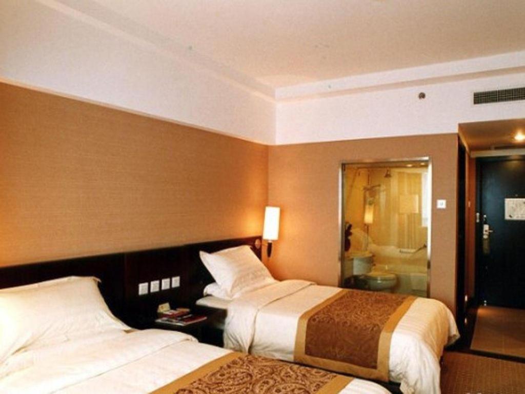 Dong Fang Hotel Pequim Exterior foto